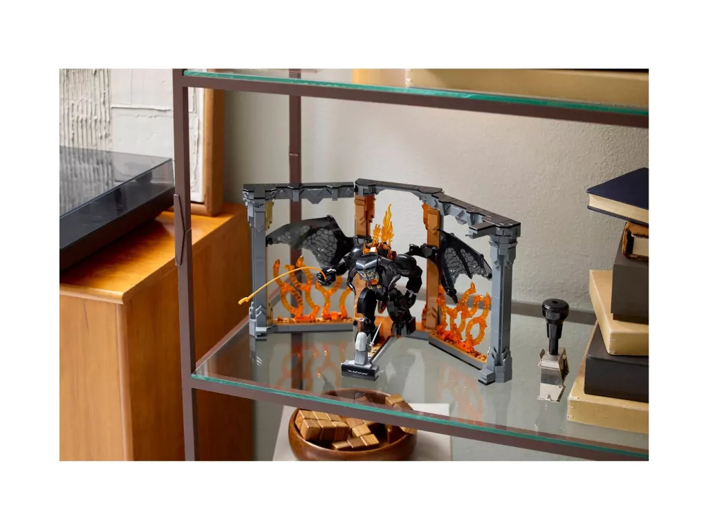 LEGO® Icons. Władca pierścieni: Book nook z Balrogiem 10367 - tantis.pl