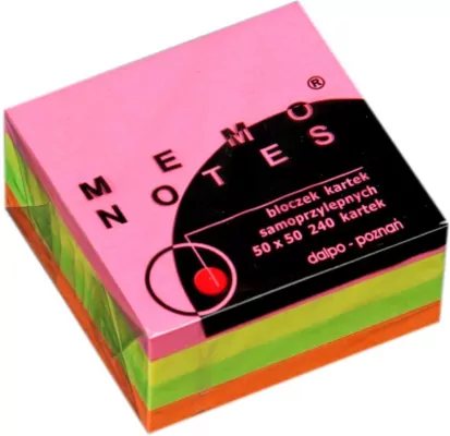 Memo notes. Karteczki samoprzylepne