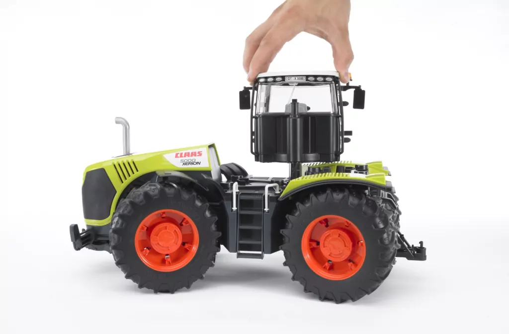 Traktor Claas Xerion 5000 - tantis.pl