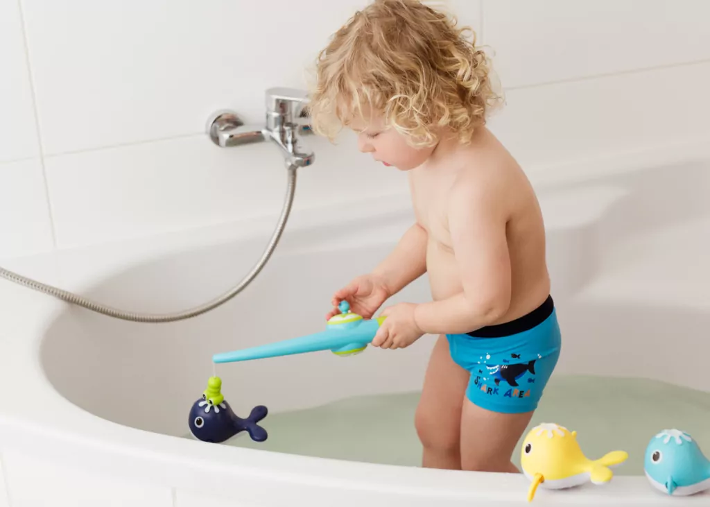 Uciekające wielorybki 50488 - tantis.pl