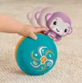 Fisher-Price Fioletowa Małpka Piłeczka - tantis.pl