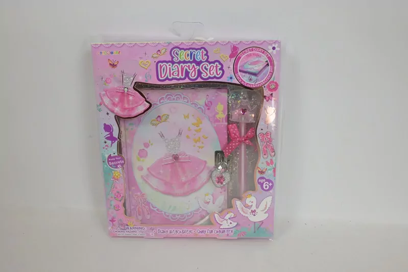 Pamiętnik w zestawie Sukienka - tantis.pl