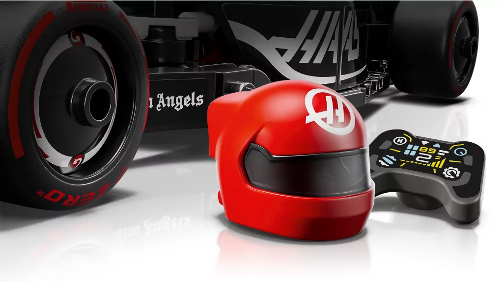 LEGO® Speed Champions. Bolid F1® MoneyGram Haas Team VF-24 77250 - tantis.pl