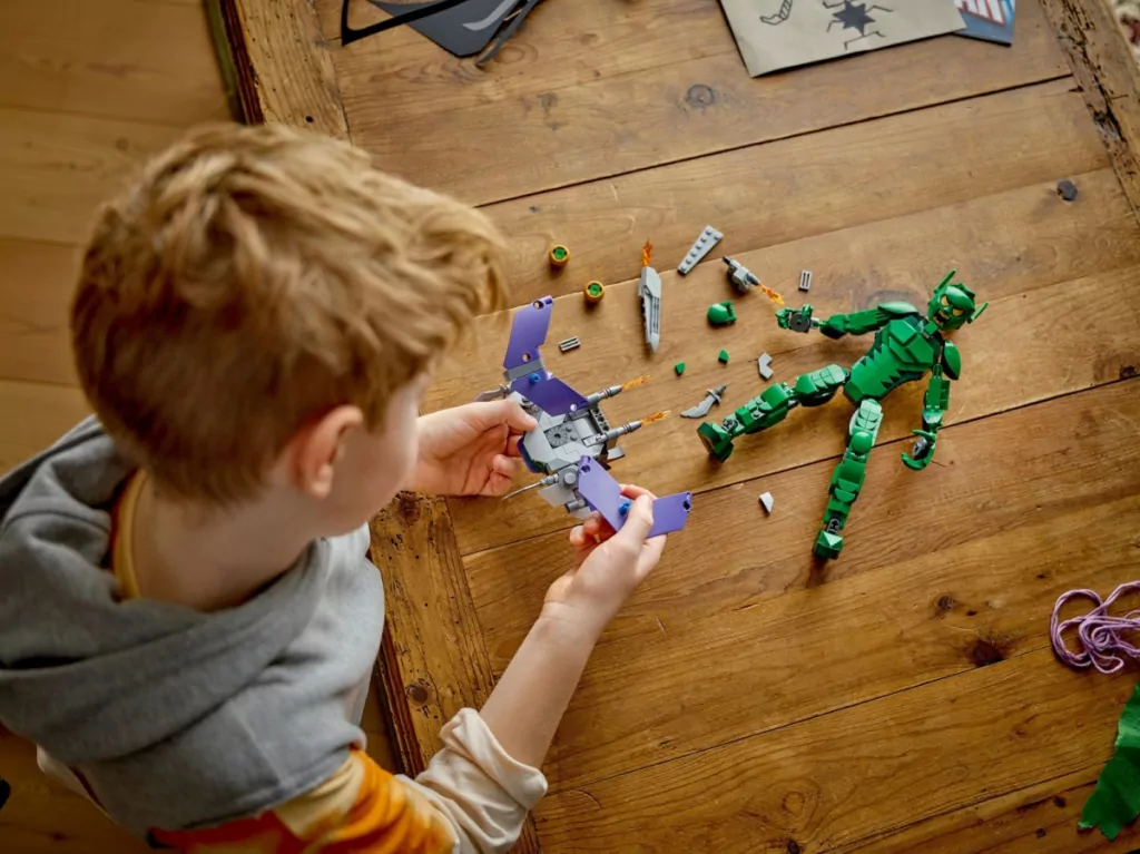 LEGO® Klocki Super Heroes 76284 Figurka Zielonego Goblina - tantis.pl