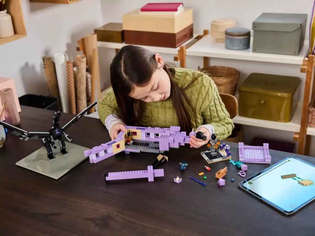 LEGO® Minecraft. Smok kresu i statek kresu. 21264 - tantis.pl