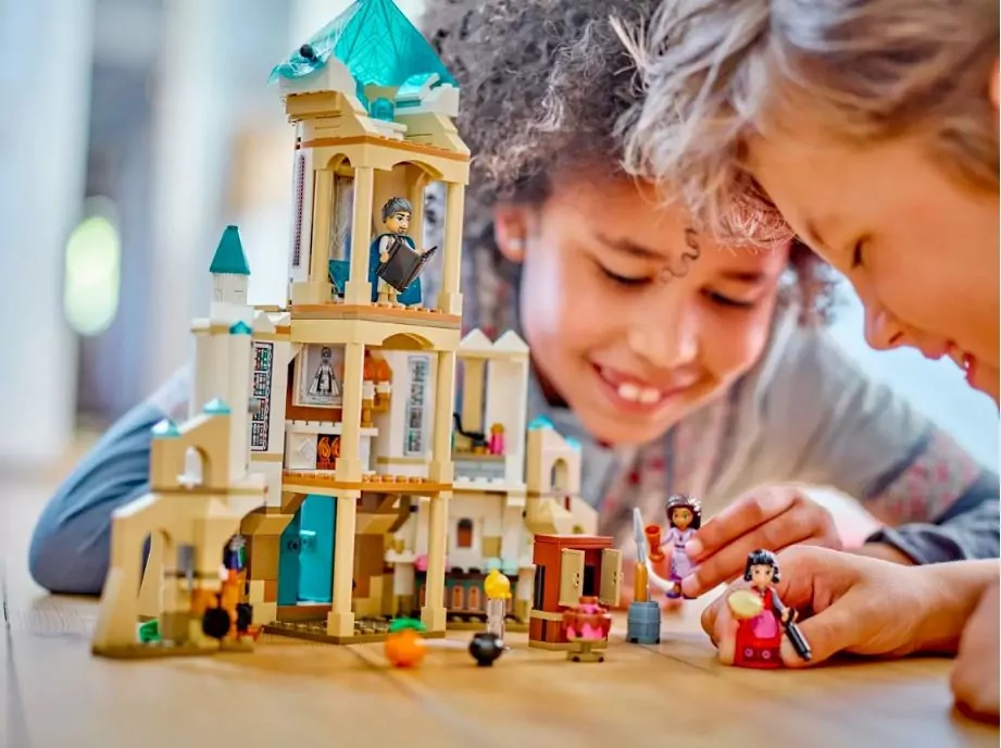 LEGO® Disney. Zamek króla Magnifico 43224 - tantis.pl