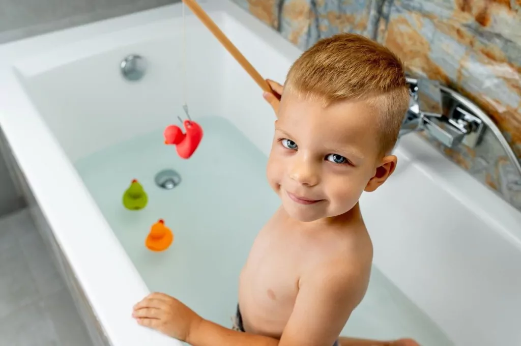 Łowienie kaczek, kaczki z wędką - tantis.pl