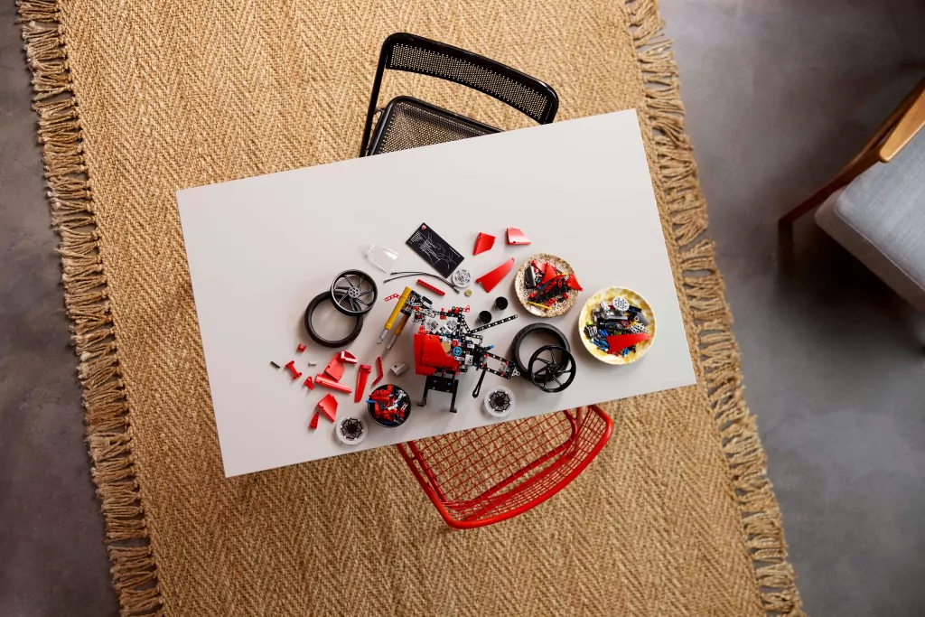 LEGO® Motocykl Ducati Panigale V4 S 42202 - tantis.pl