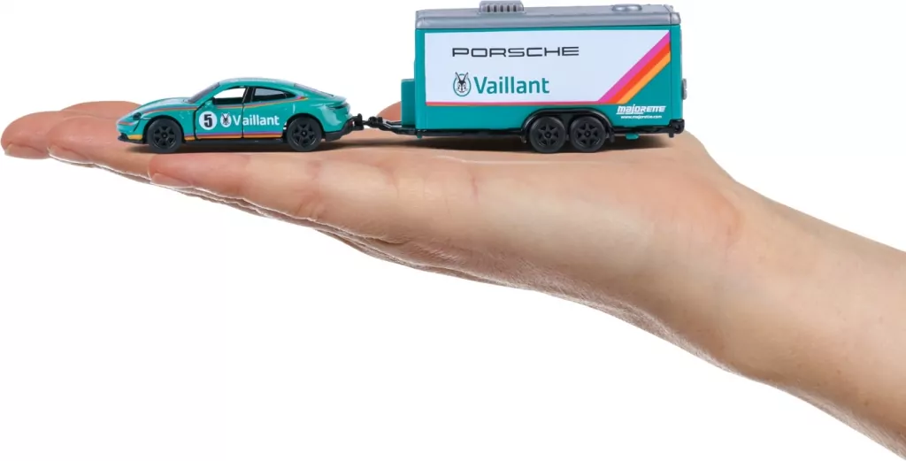 Majorette Racing Deluxe przyczepy mix - tantis.pl