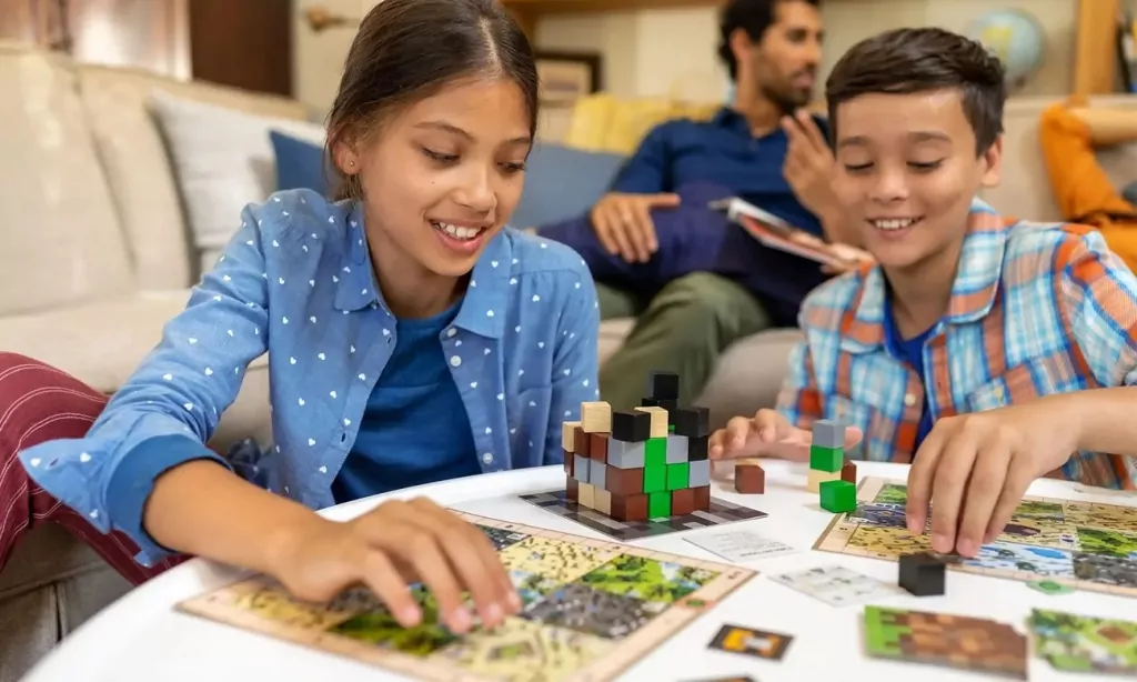Minecraft. Builders & Bomies - tantis.pl