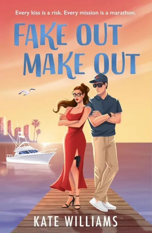 Fake Out Make Out - tantis.pl