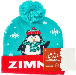 Świecąca czapka świąteczna. Zimno
