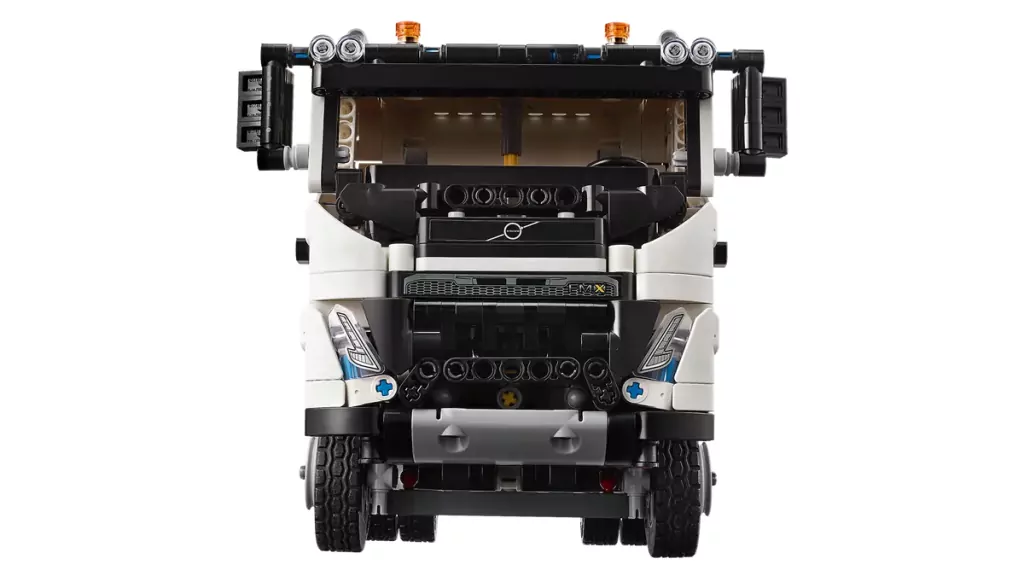 LEGO® Technic. Ciężarówka Volvo FMX i koparka EC230 Electric 42175 - tantis.pl