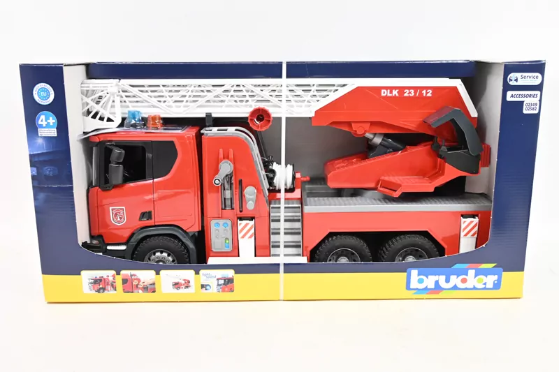 Scania Super 560R. Straż pożarna z pompą wodną - tantis.pl