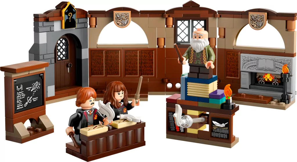 LEGO® Harry Potter. Zamek Hogwart™: Zajęcia z zaklęć i uroków 76442 - tantis.pl