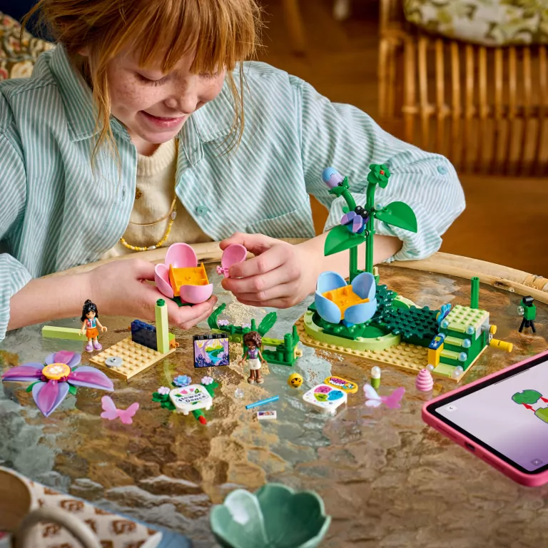 LEGO® Wróżkowa karuzela z kwiatami 42702 - tantis.pl