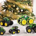 Traktor, świecące opony - tantis.pl