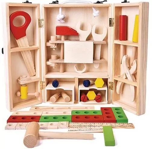 Drewniana skrzynia z narzędziami - tantis.pl