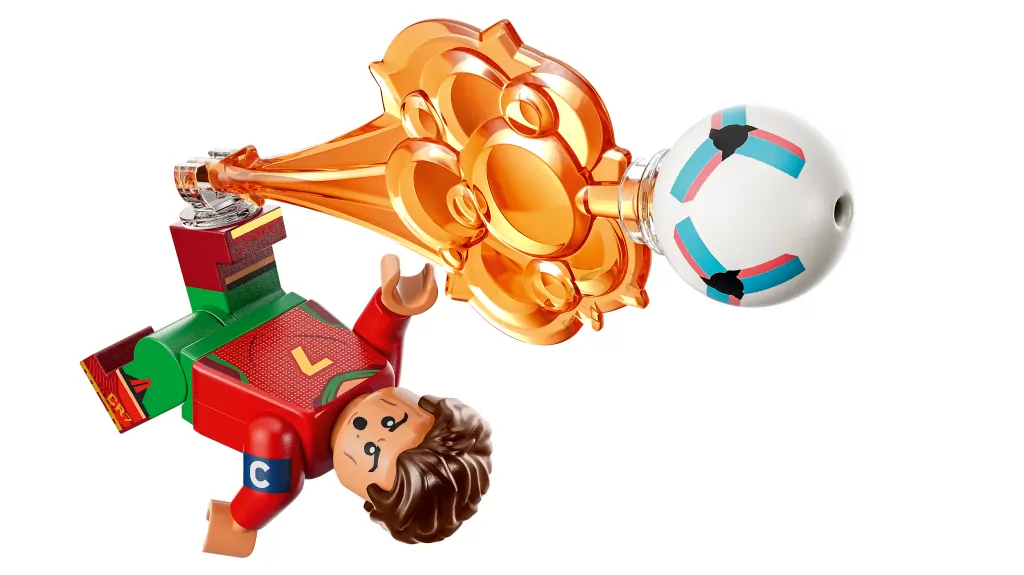 LEGO® Cristiano Ronaldo — piłkarskie momenty 43012 - tantis.pl