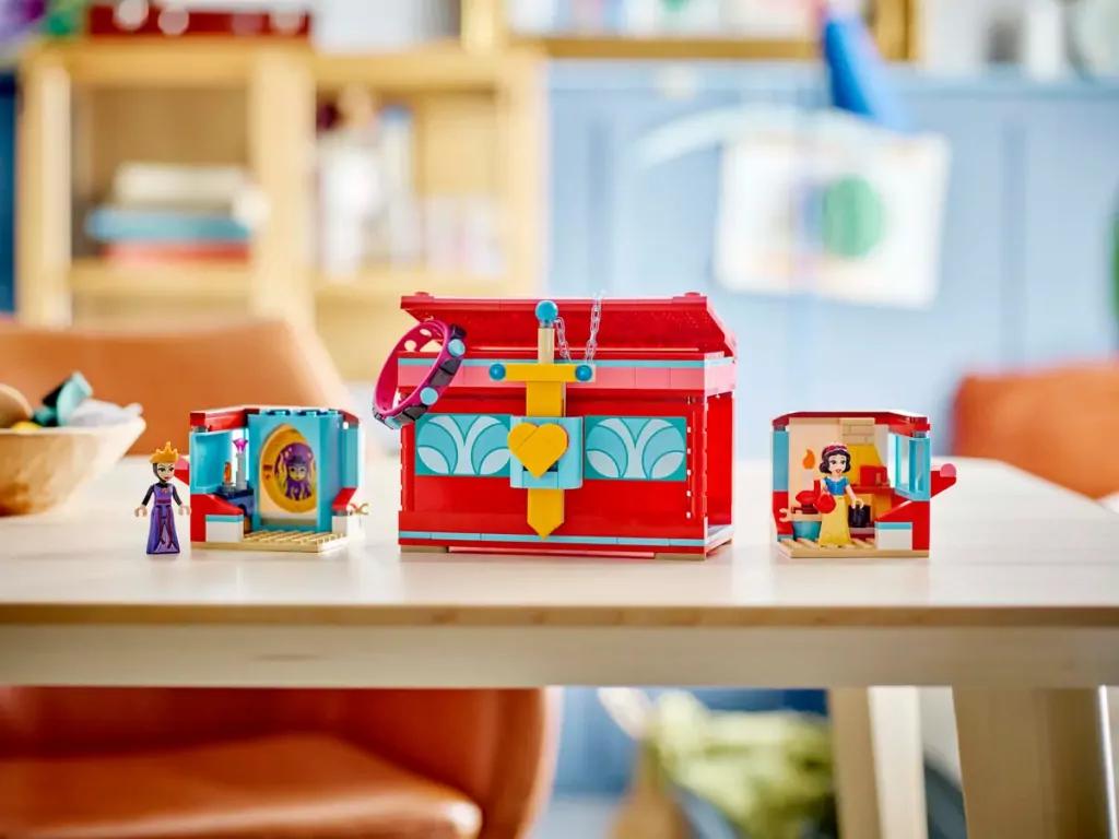 LEGO® Disney. Szkatułka na biżuterię z Królewną Śnieżką. 43276 - tantis.pl