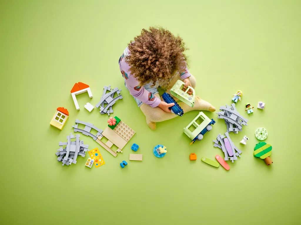 LEGO® Duplo. Przygoda z interaktywnym pociągiem 10427 - tantis.pl