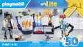 Naukowiec z robotami. City Life 71450 - tantis.pl