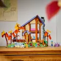 LEGO® Jesienna leśna chatka 42705 - tantis.pl