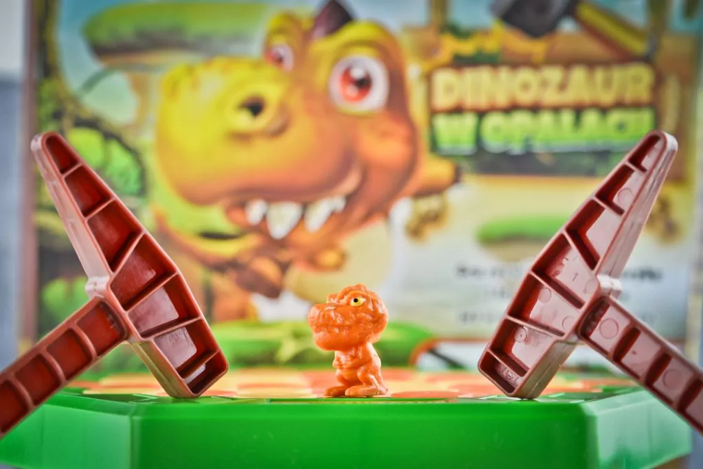 Dinozaur w opałach - tantis.pl