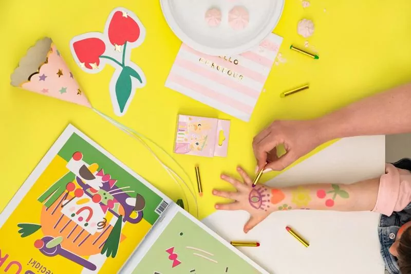 Kredki do malowania twarzy - tantis.pl