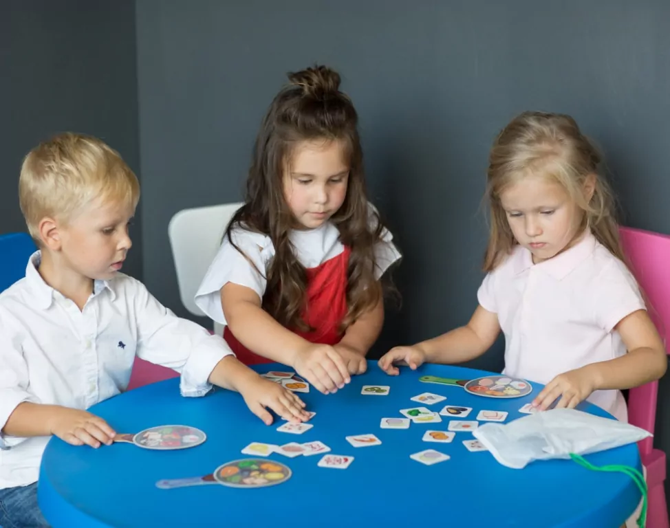 Wesołe patelnie. Gra planszowa - tantis.pl