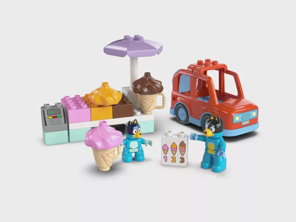 LEGO® Bluey. Wyprawa po lody z Blue 10458 - tantis.pl