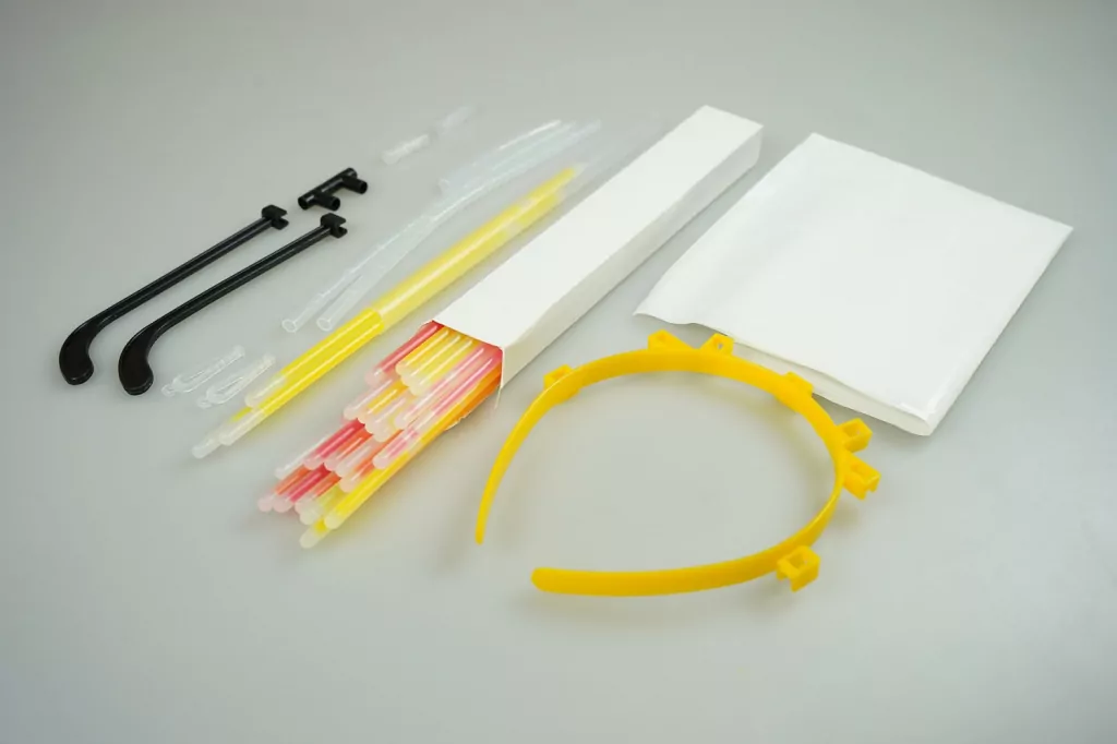 Kostium Glow stick 94el - tantis.pl