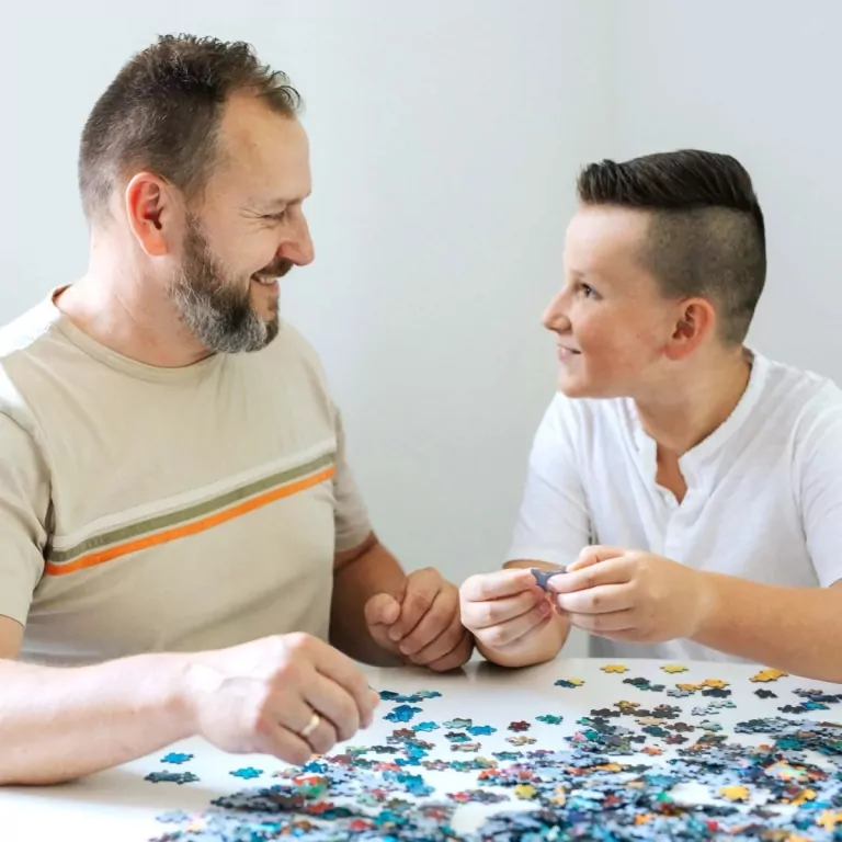 Puzzle 2000. Wiejska chatka - tantis.pl