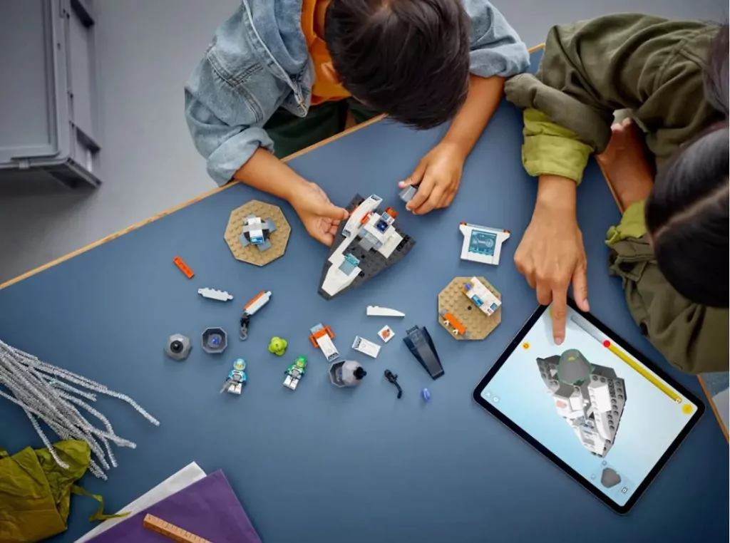 LEGO® City. Statek kosmiczny i odkrywanie asteroidy 60429 - tantis.pl