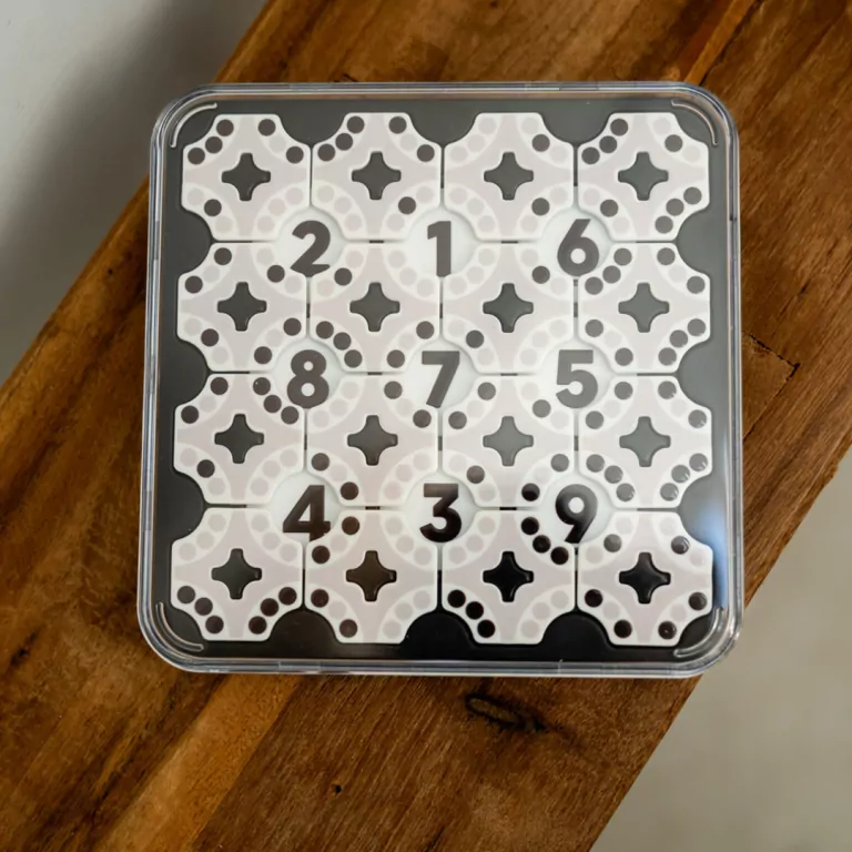 Atomowe Zagadki (PL). Smart Games - tantis.pl
