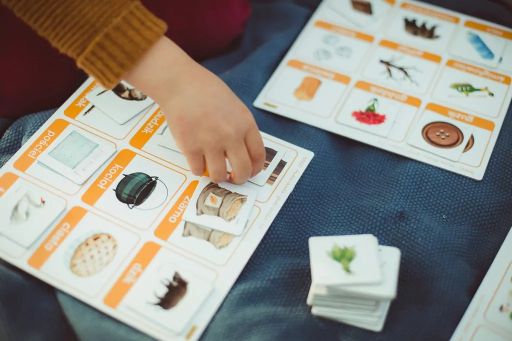 Psotne słówka. Głoski ciszące - tantis.pl