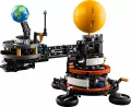 LEGO® Technic. Planeta Ziemia i Księżyc na orbicie 42179 - tantis.pl