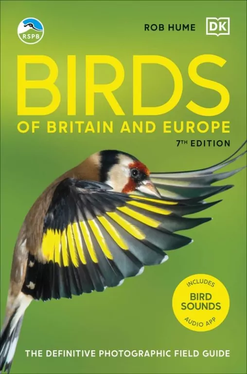 RSPB Birds of Britain and Europe. The Definitive Photographic Field Guide - tantis.pl