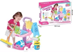 Wózek z zestawem do sprzątania