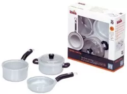 Zestaw garnków z patelnia