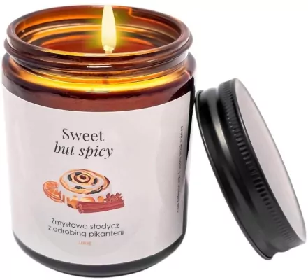 Świeczka sojowa. Słodkie ciasto