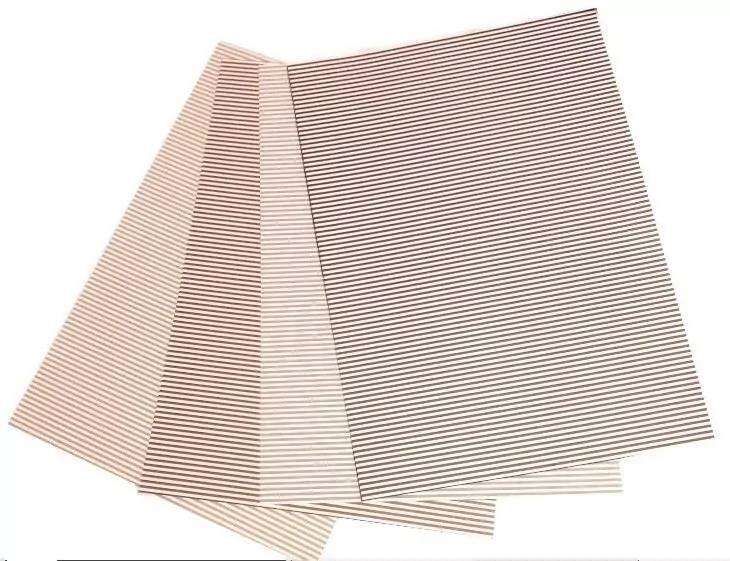 Karton obustronny paski 300g 24x34cm 4 ark MIX - tantis.pl