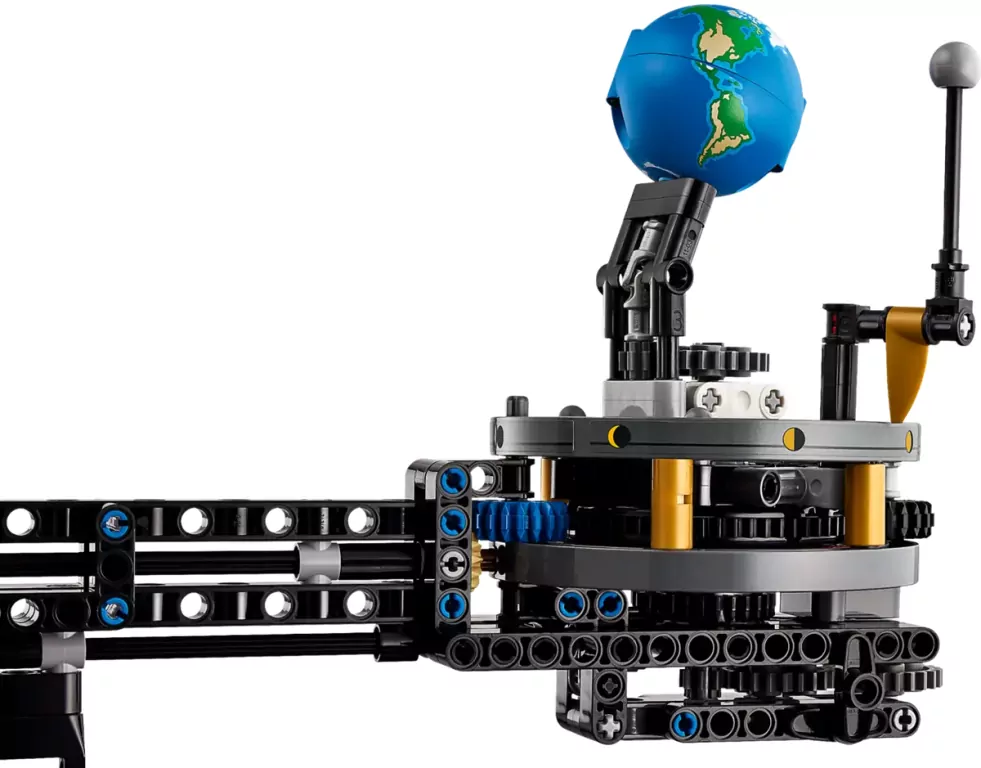 LEGO® Technic. Planeta Ziemia i Księżyc na orbicie 42179 - tantis.pl