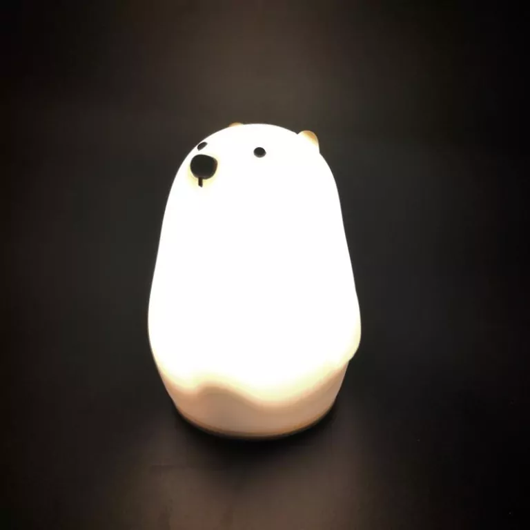Lampka nocna LED zmieniajaca kolory miś polarny - tantis.pl
