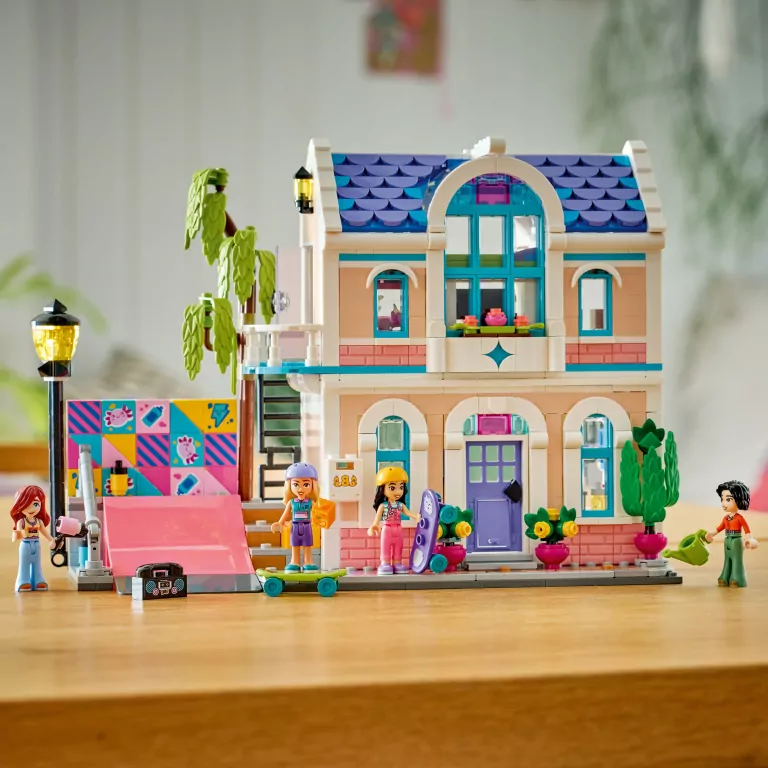 LEGO® Freinds.  Dom rodzinny Liann 42687 - tantis.pl