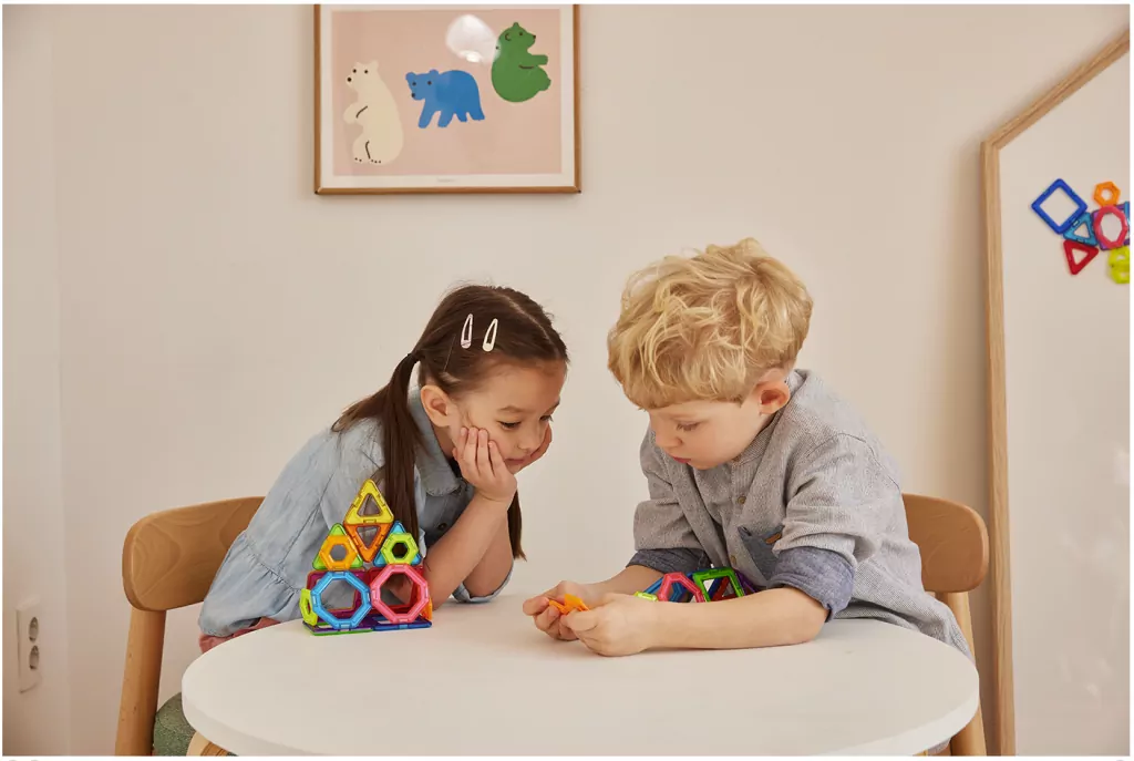 Magformers. Challenger. 14 elementów - tantis.pl