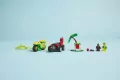 LEGO® Pościg Spina za Electro w dinopojeździe 11198 - tantis.pl