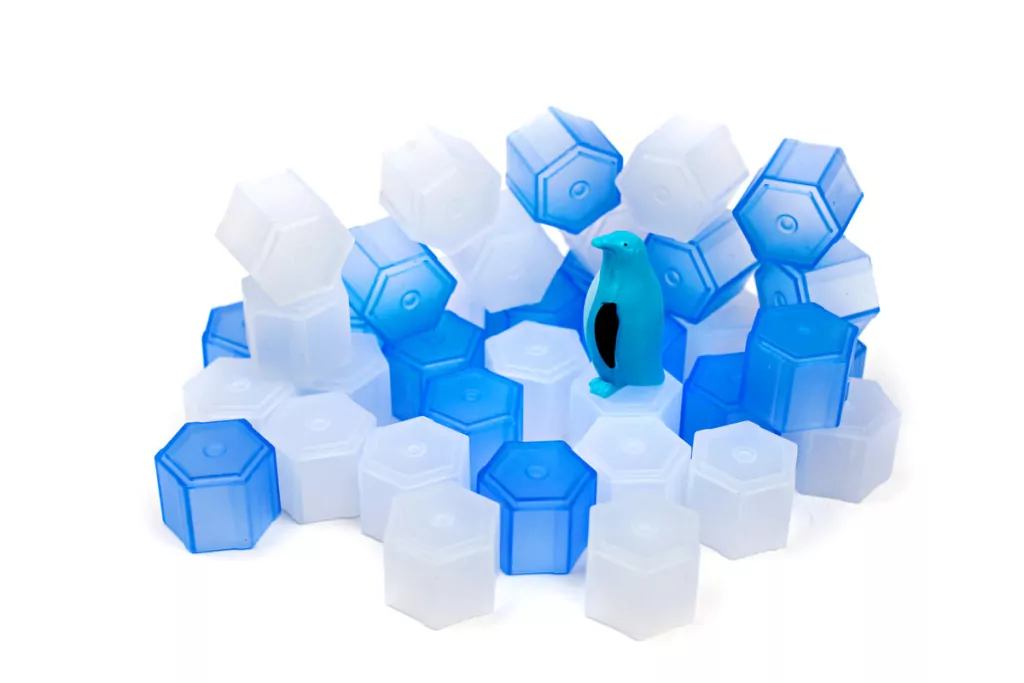 Pingwin na lodzie - tantis.pl