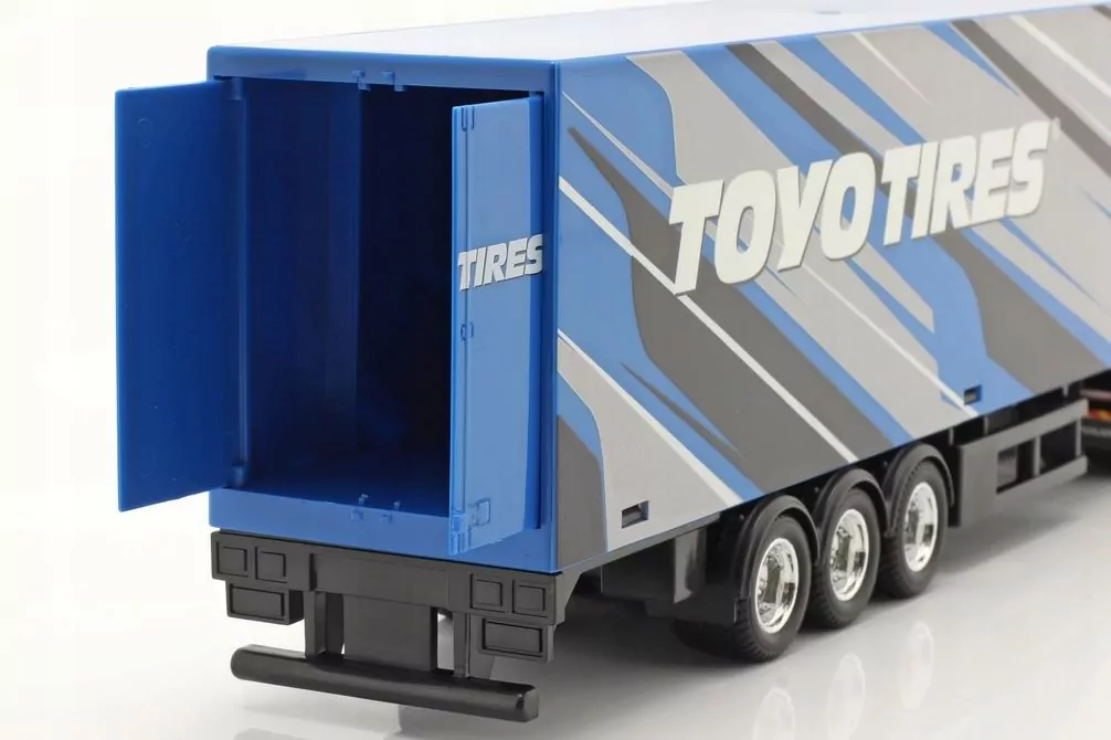 BBURAGO. Volvo FH16 Globetrotter 750 XXL 1:43 - tantis.pl