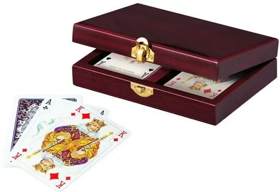 Karty do gry lux w pudełku drewnianym